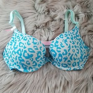 NWT Convertible Blue and White Leopard Print 34B